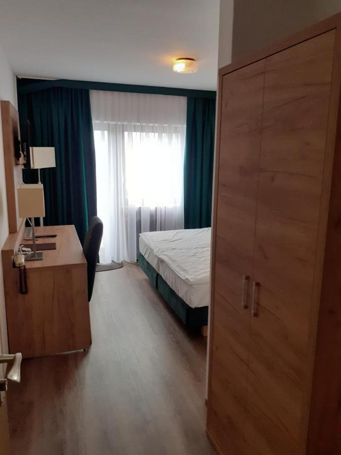 Land-Gut-Hotel Zum Alten Forsthaus - Aufladestation Fuer Elektroautos 후트겐발트 외부 사진